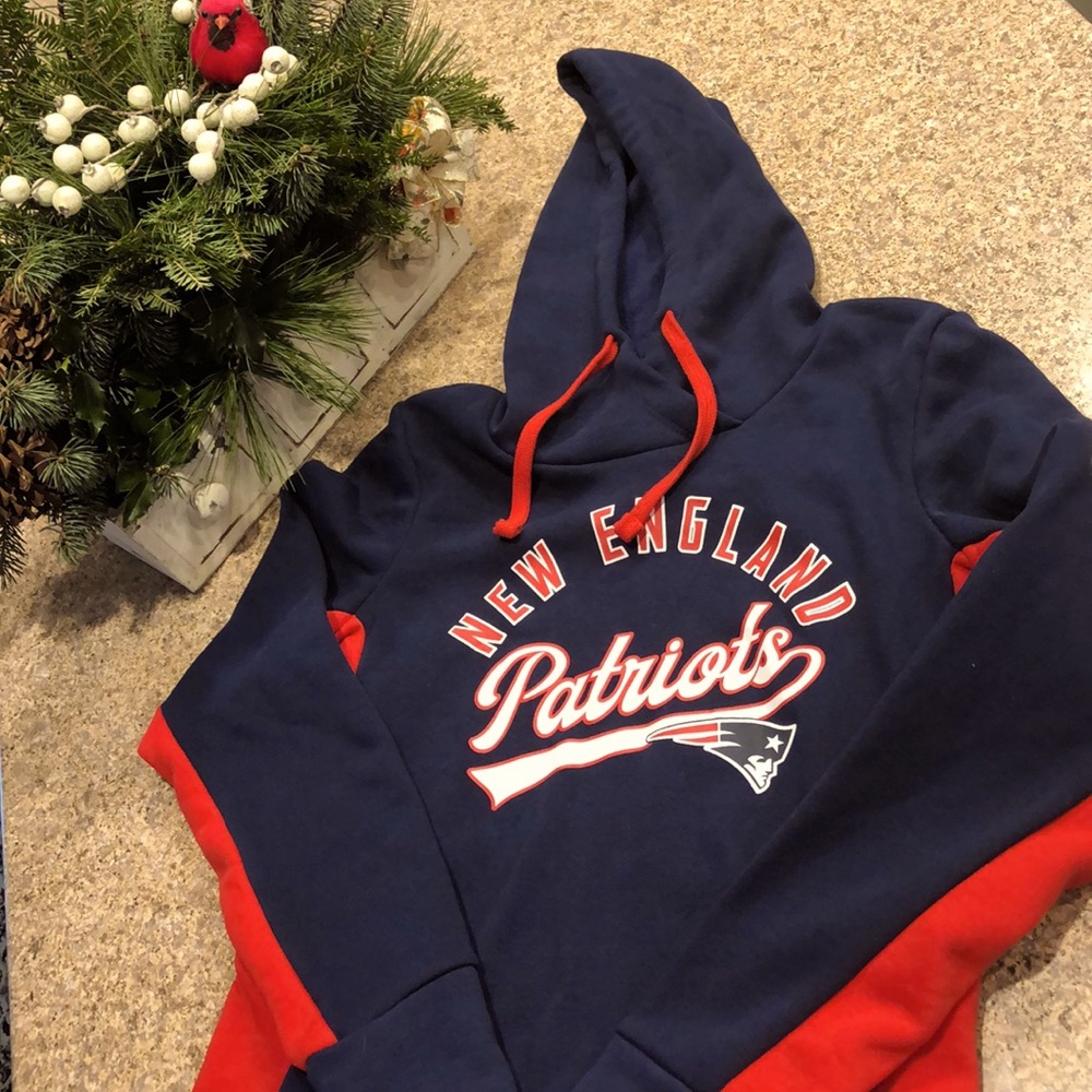 NWT Fanatics Women’s New England Patriots Red Blue Sweatshirt Hoodie